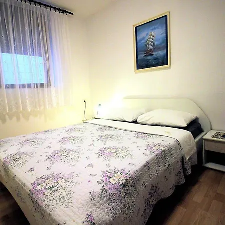 Apartment Leana Selce