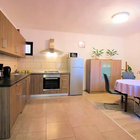 Apartament Leana Selce